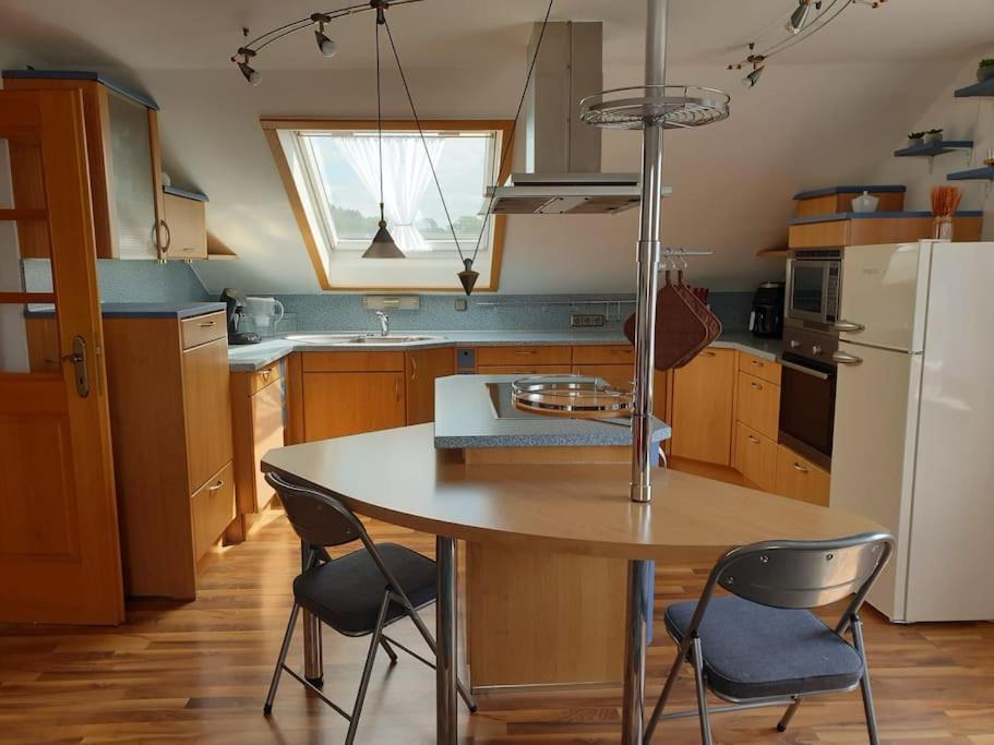Moderne Dg-wohnung In