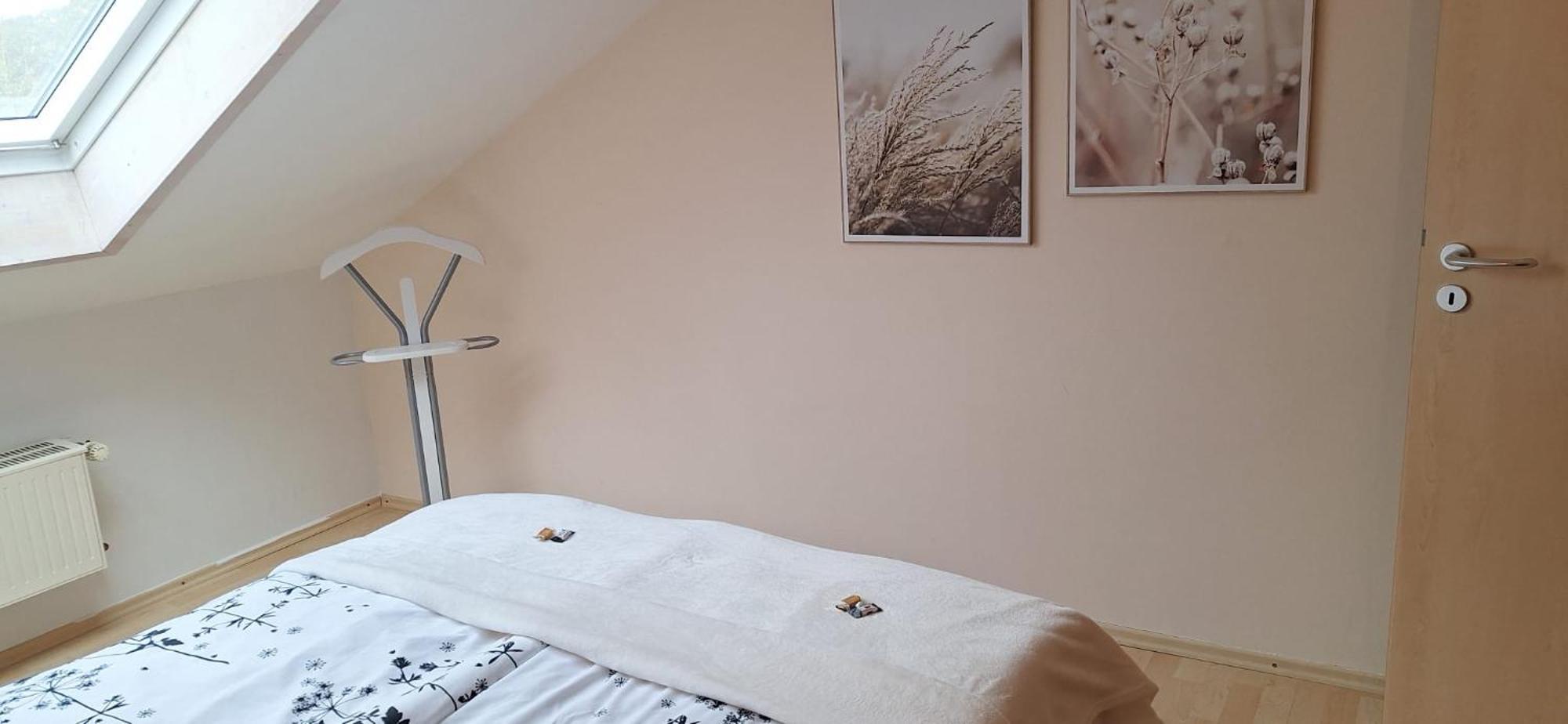 Moderne Dg-wohnung In Apartment